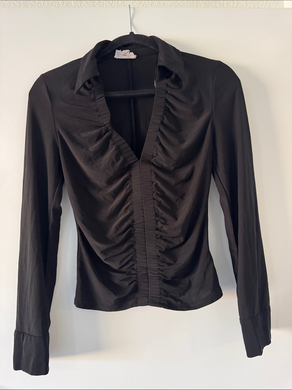 meraki Black Ruched V-Neck Long Sleeve Blouse